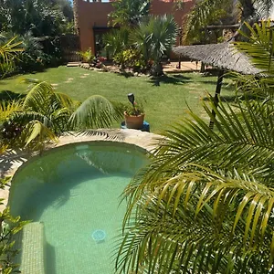 House Near Conil With A Tropical Garden And Pool Сasa de vacaciones